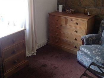 The Half Moon 3*